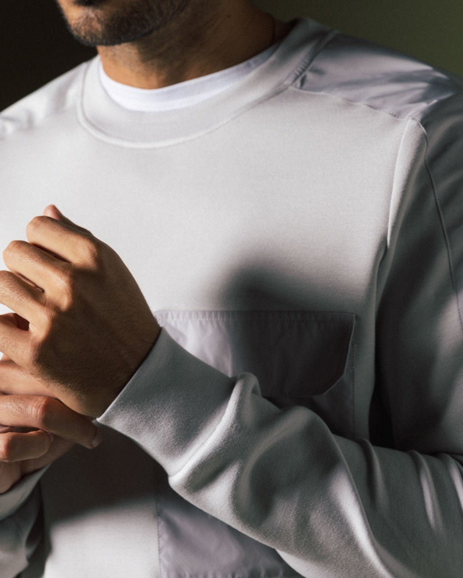 Modelshot / Quiet Gray / Detail